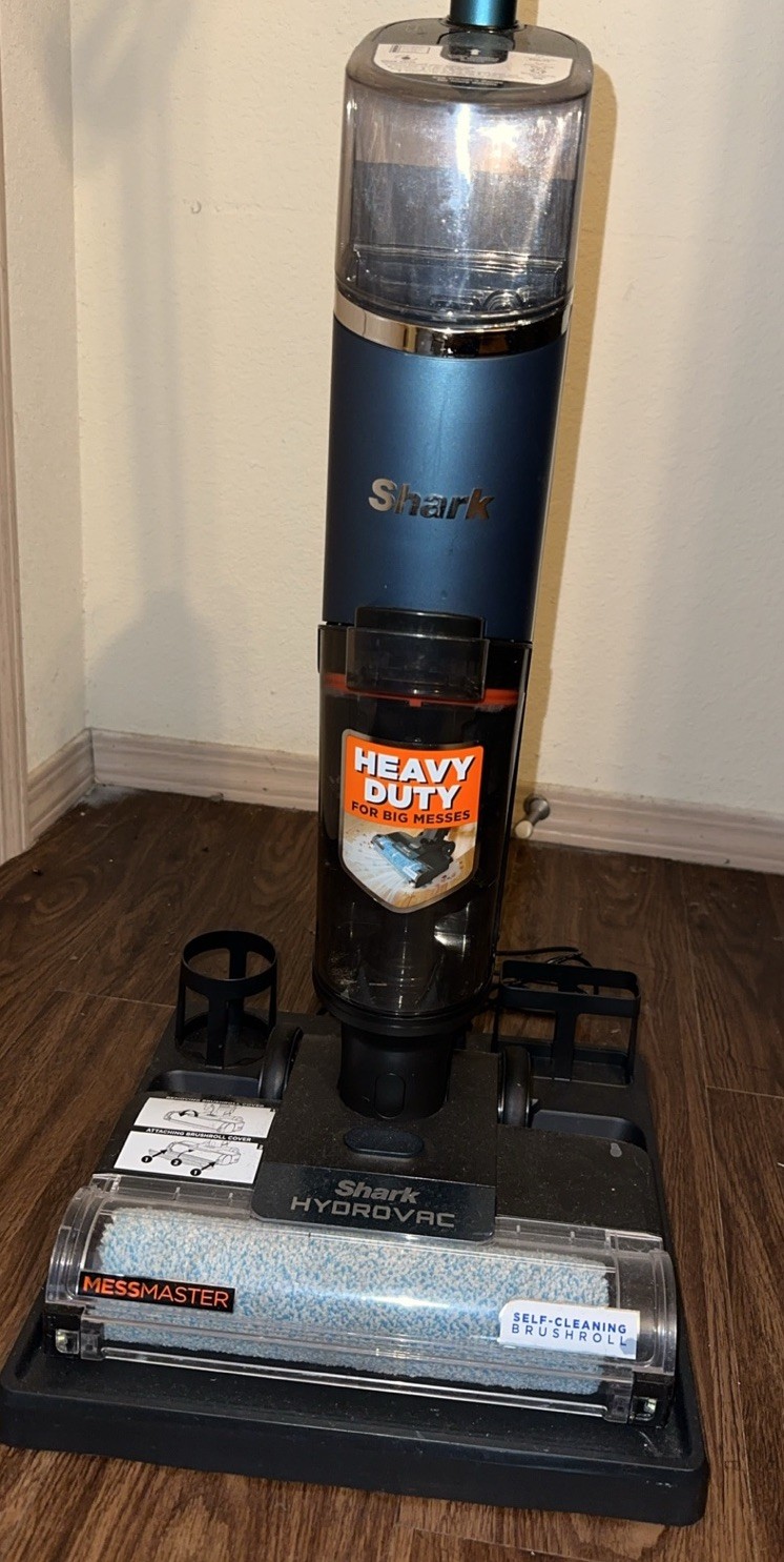 Shark HydroVac MessMaster Cordless 3-in-1 multi-surface cleaner WD 261