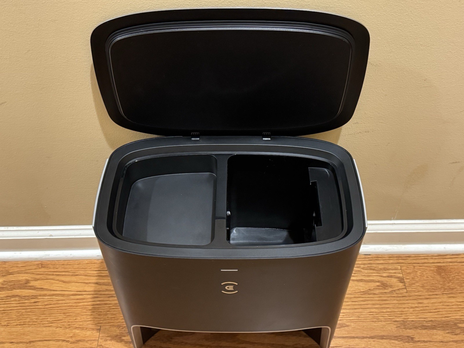 ECOVACS DEEBOT X1 Plus Docking Station (Empty Station CH2117)