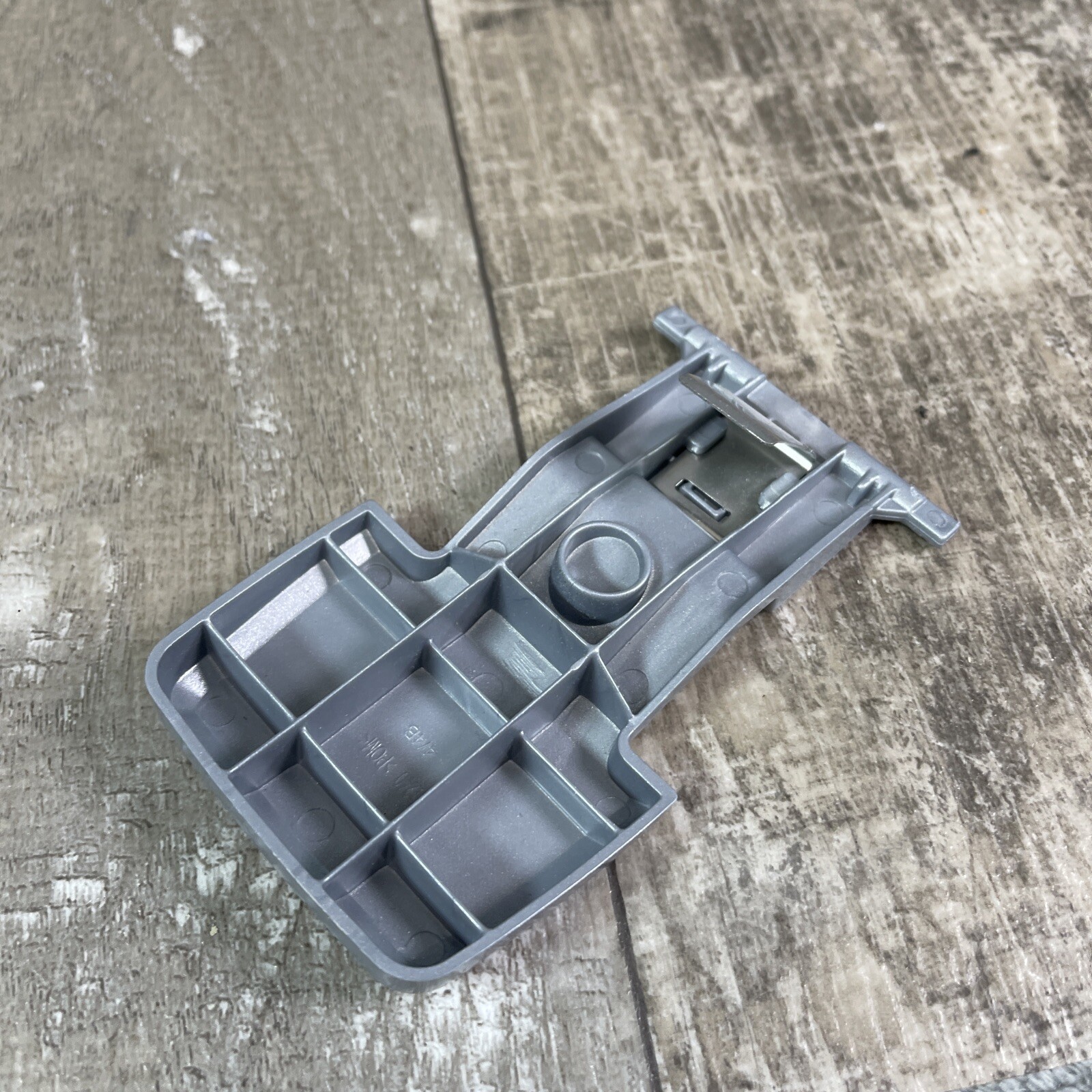 HOOVER UH71300 WindTunnel Pet Upright Vacuum Cleaner Replacement Handle Released