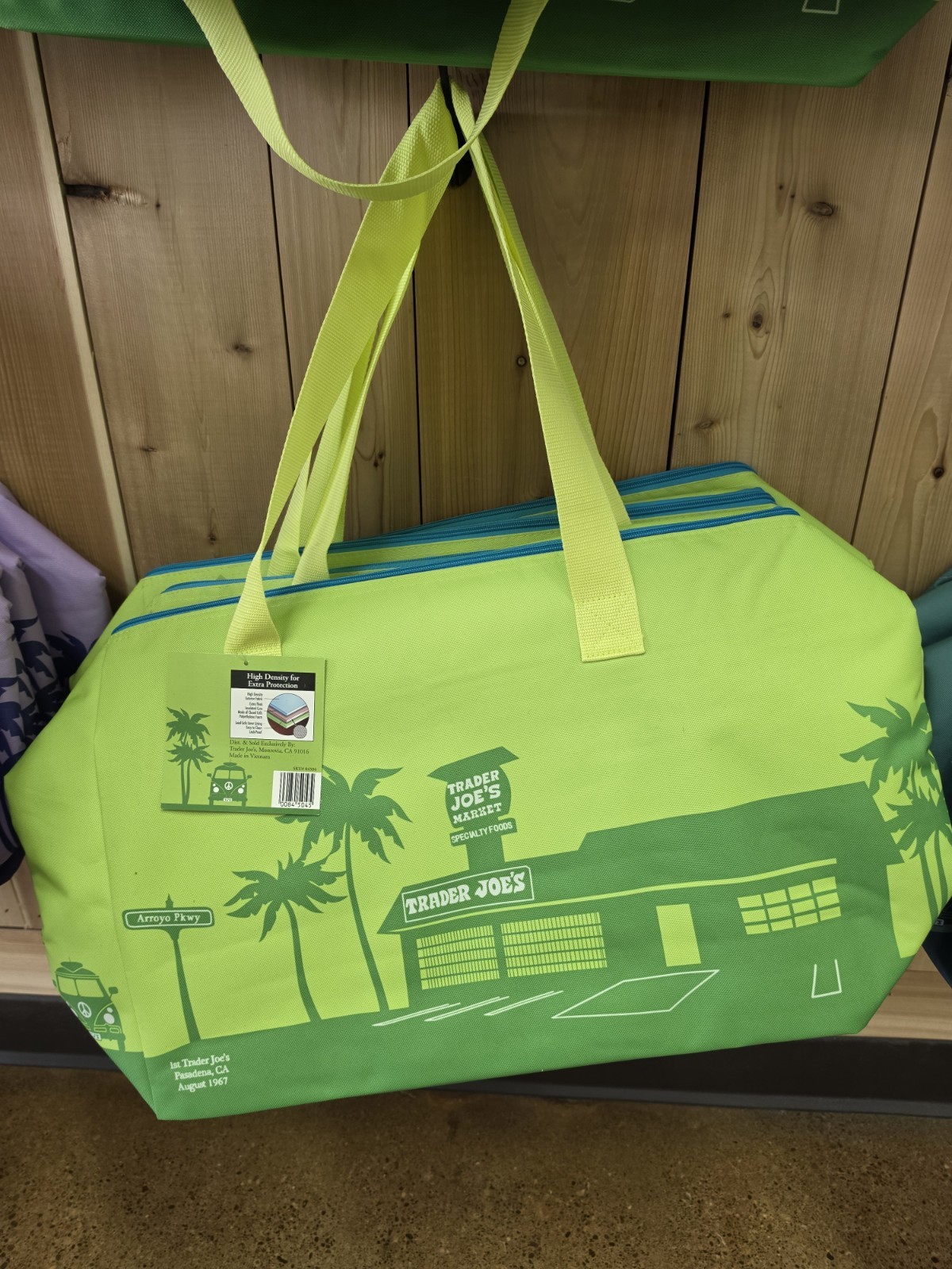 Trader Joe’s 8 Gallons Reusable Bag Cooler Large Insulated Tote Lime Green