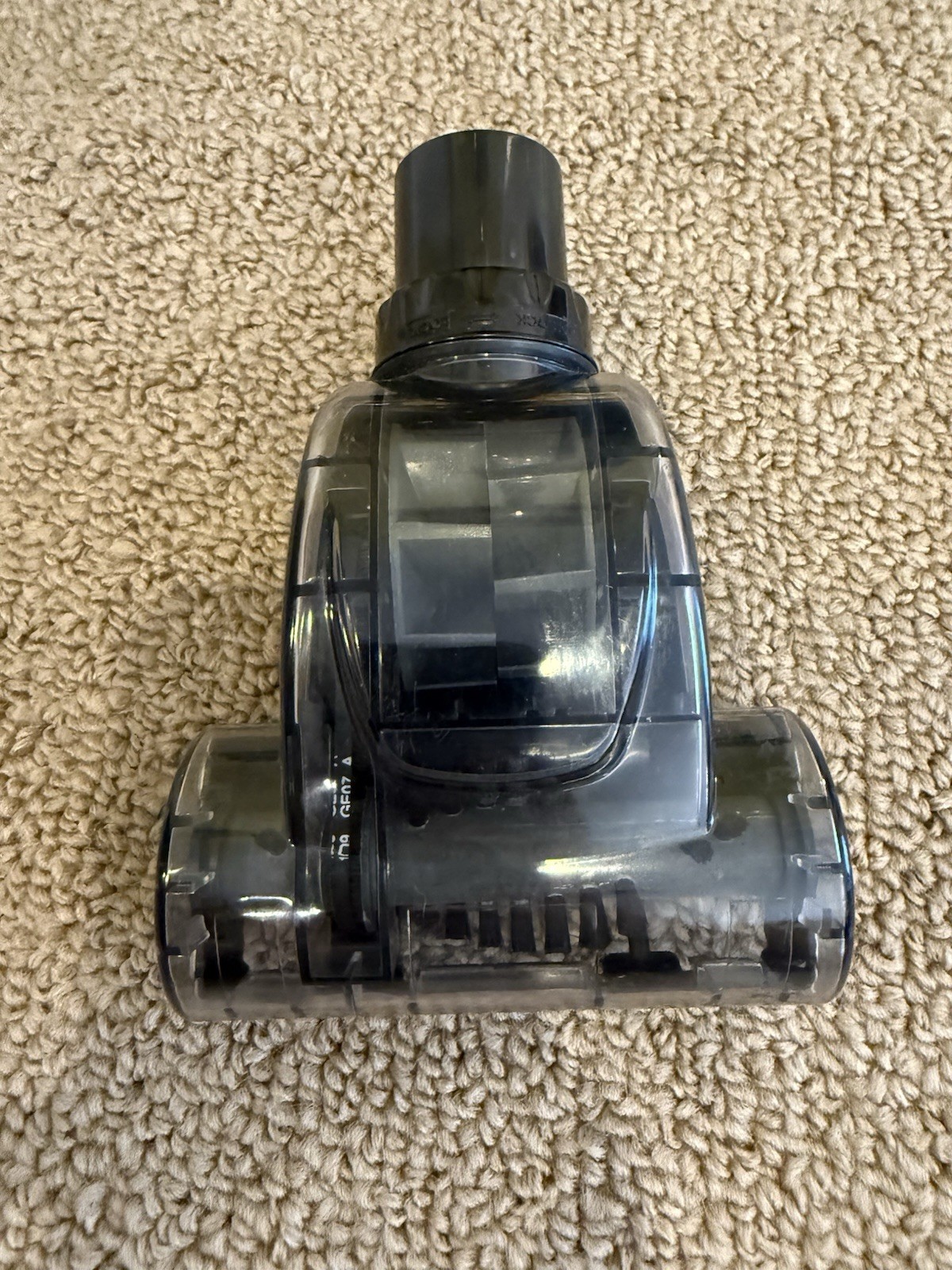 Hoover WIndtunnel Tangle Free Vacuum Cleaner W/Attachment ~ Model UH77100V