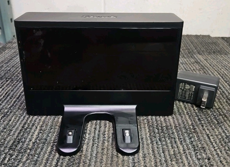 Shark RV2620WFUS AI Ultra Robot 2-in-1 Vac & Mop with Charging Station