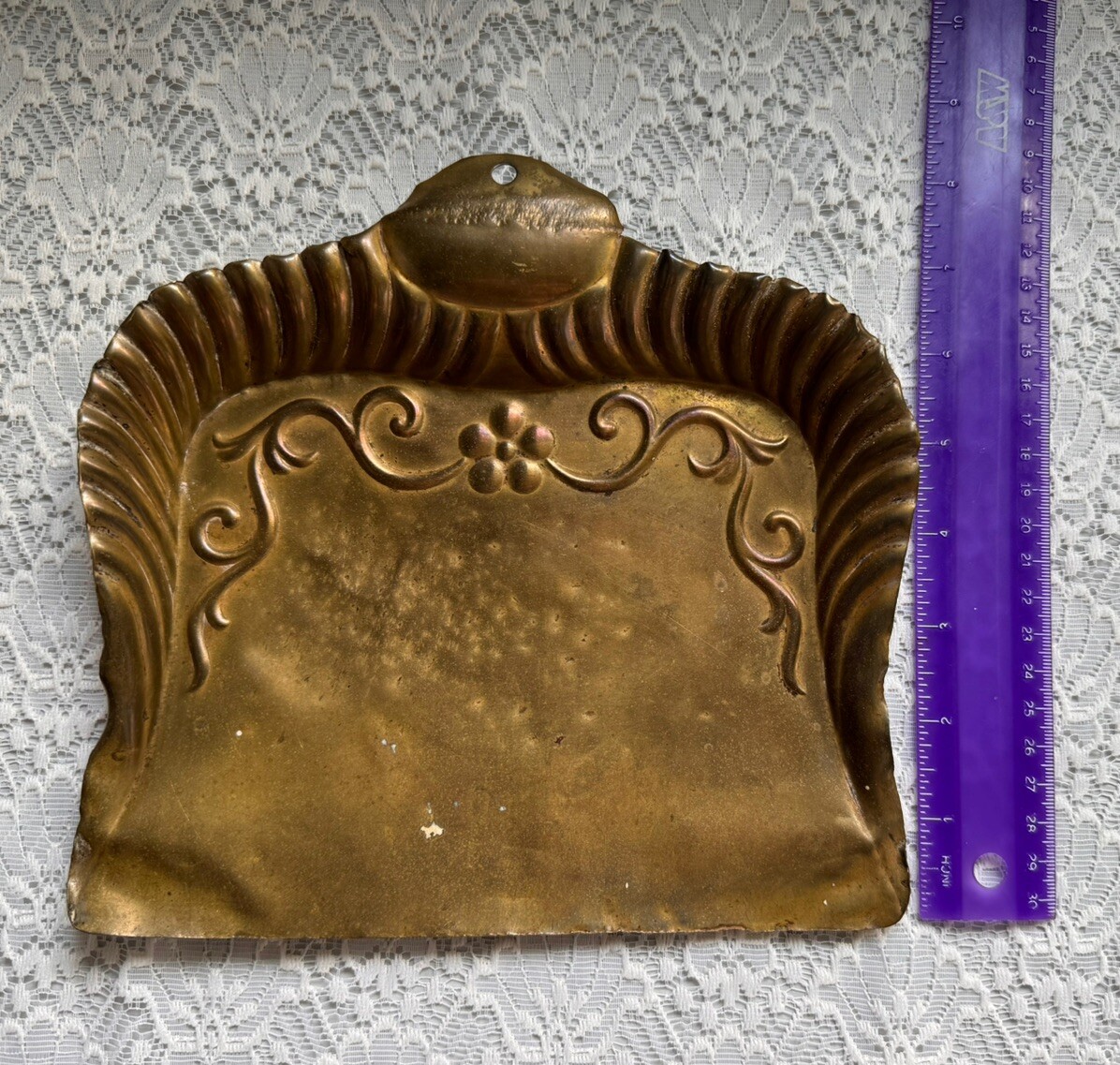 Vintage Metal Dustpan 8.5” x 8.5” Floral Design Pattern Ribbed Farmhouse Kitsch