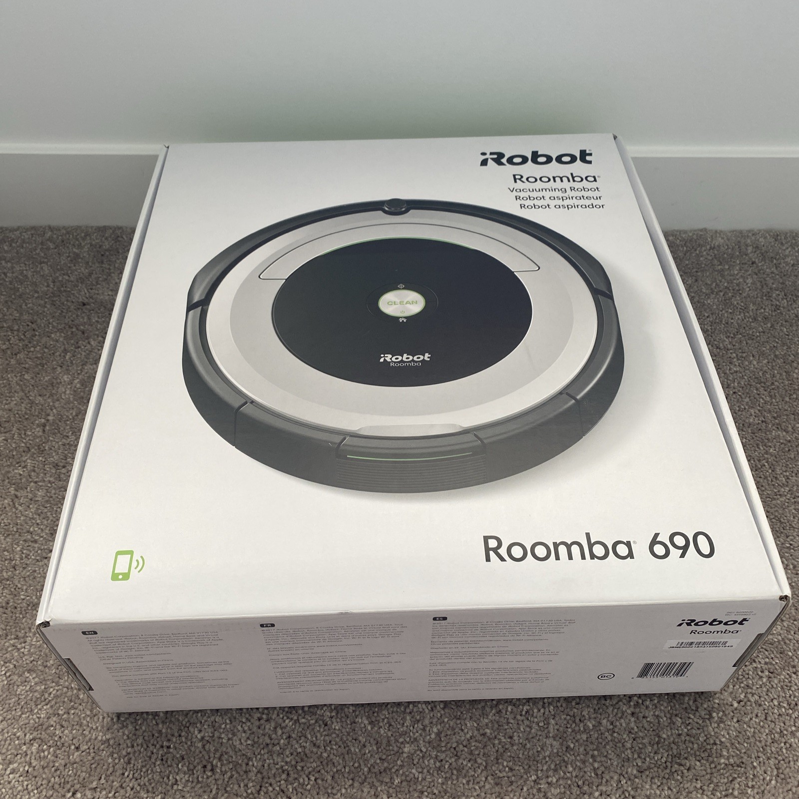 iRobot Roomba R690020 690 Wi-Fi Connected Vacuuming Robot