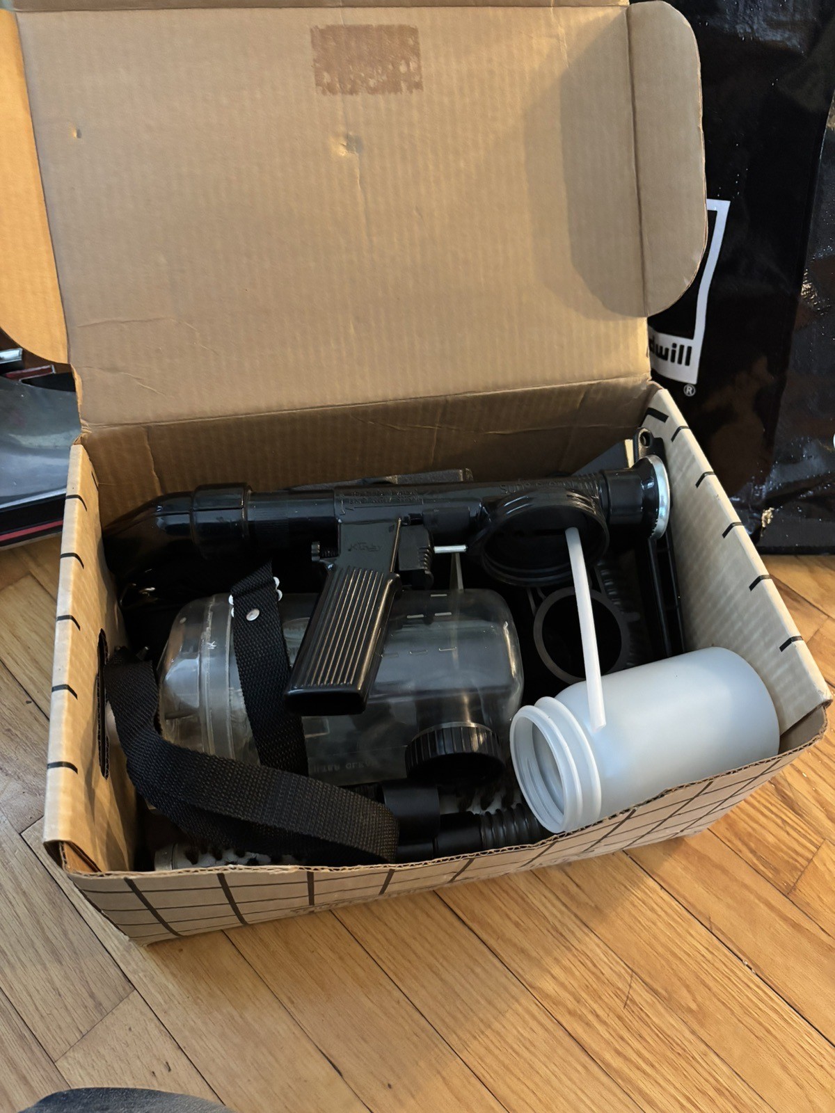 Kirby Heritage 2 Vacuum with Shampooer And All Accessories – Metal Not Plastic