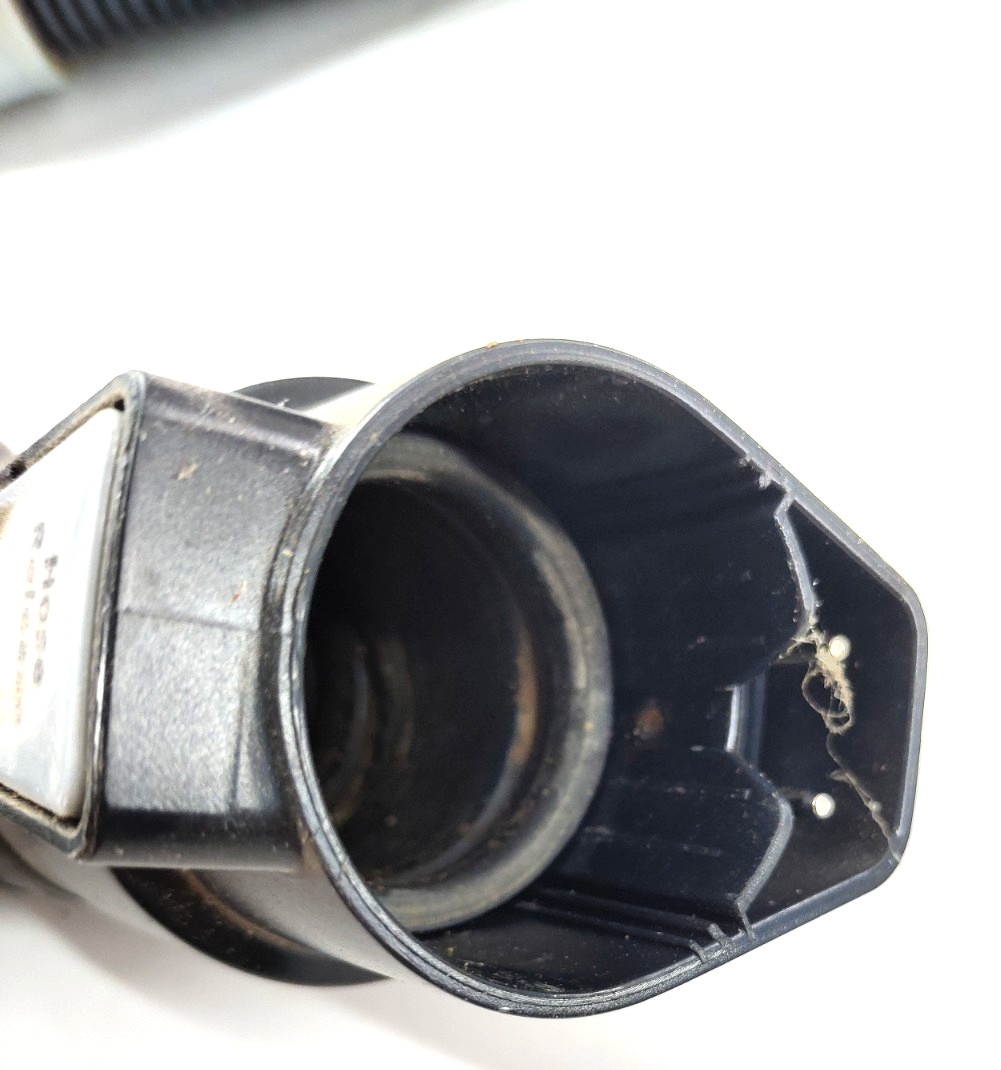 OEM REPLACEMENT HOSE HANDLE FOR SHARK ZU881 V502Q31 GENUINE PART