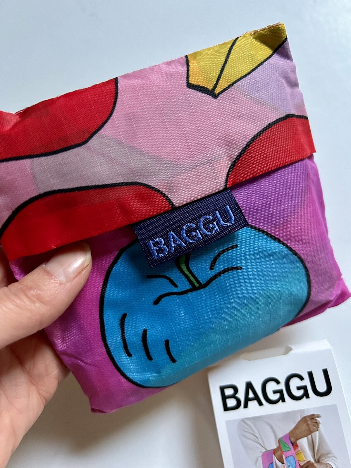 NEW! Baggu STANDARD BAG in “Apples & Bananas Mix” — Washable Recycled Nylon