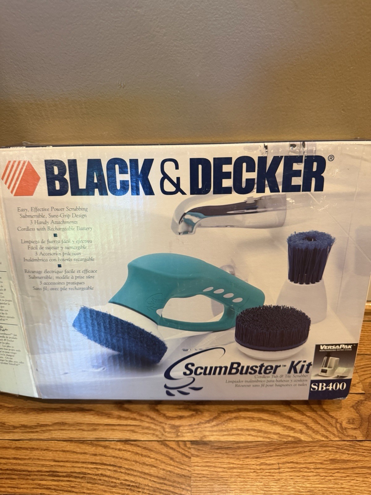 Black and Decker Scum Buster Kit SB400 w/Accessories ScumBuster NEW Open Box