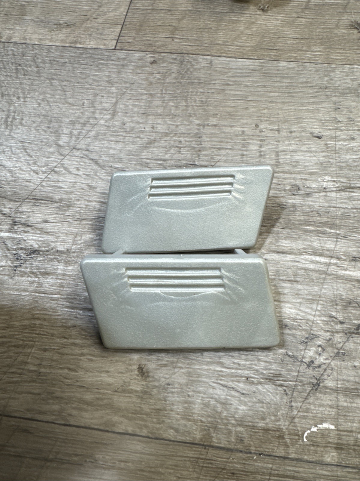 Bissell Tank Latches for 36Z9 47A2 80R4 47A22 17N4 17N42 47A2 47A24 Part 1600096