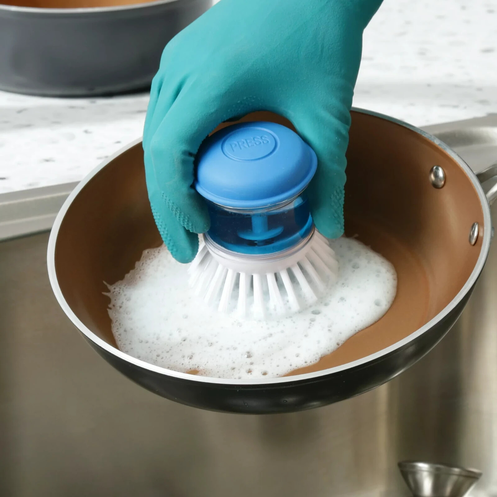 MULTI-PURPOSE SOAP DISPENSING BRUSH Nylon Bristles Kitchen Household Cleaning