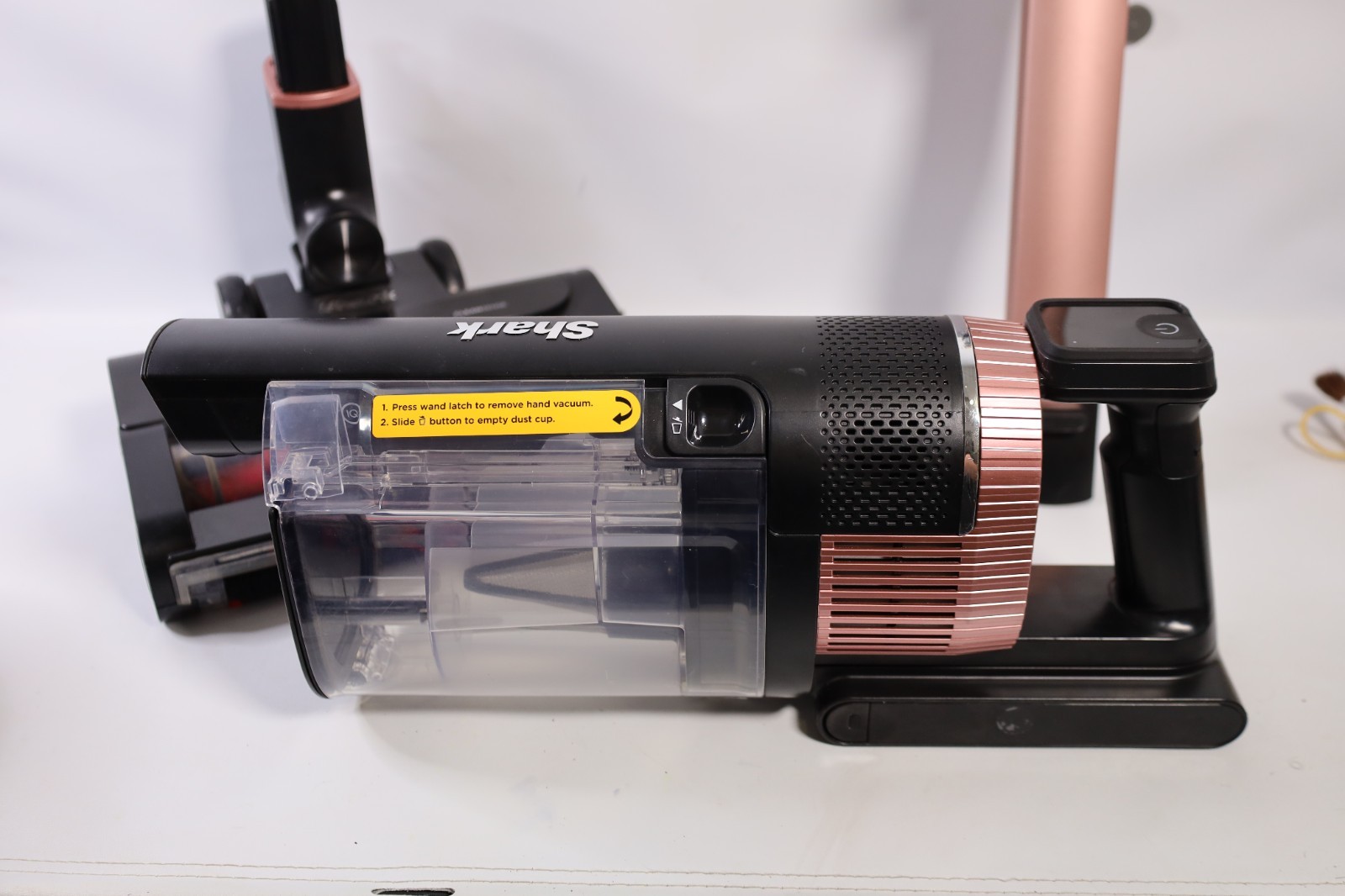Shark Stratos IZ840H Cordless Vac Stick Vacuum – No Charger