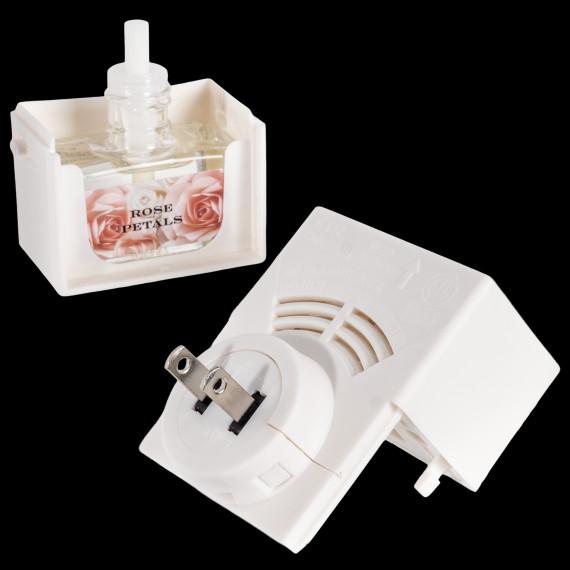 HomeWorx by Harry Slatkin Plug-In with 3 Oil Refills