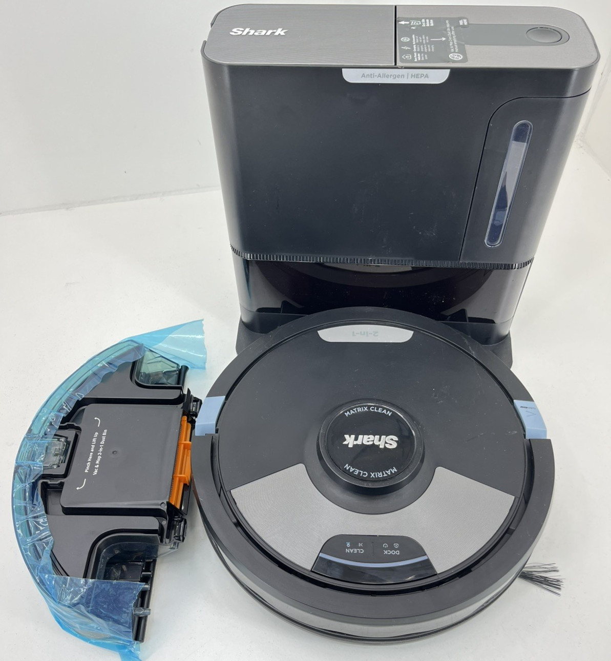 Shark Matrix Plus Mop 2 In 1 Vacuum Self-Empty Robot with HEPA Base RV2610WA