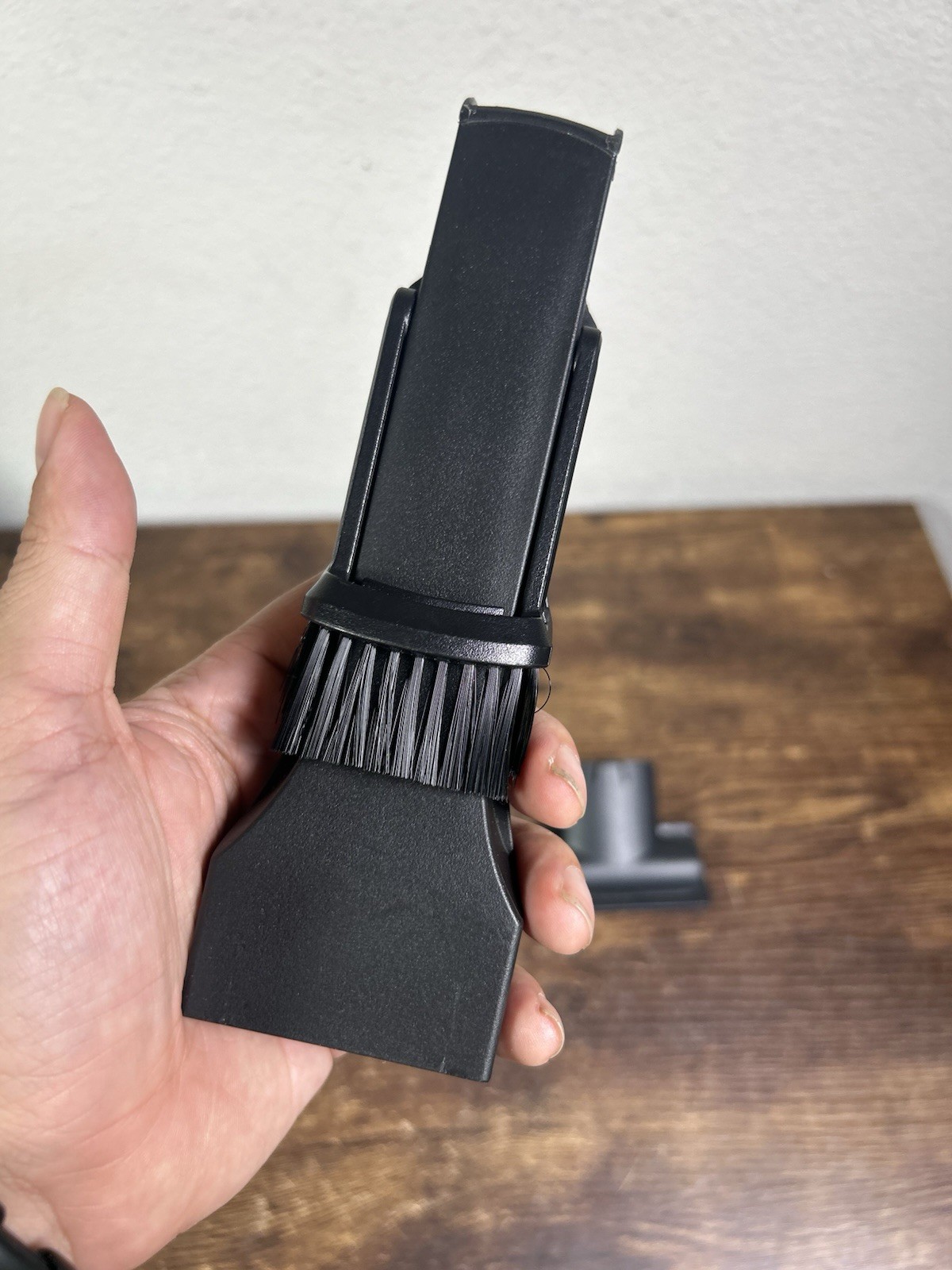 Shark WANDVAC WV201 Cord-Free Handheld Vacuum Accessories And Holder