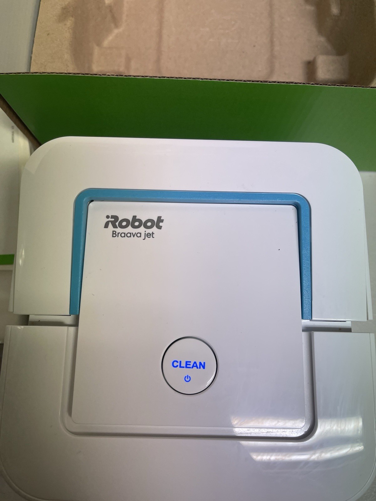 iRobot Braava Jet 240 Robot Mop App Control Precision Spray OPEN BOX