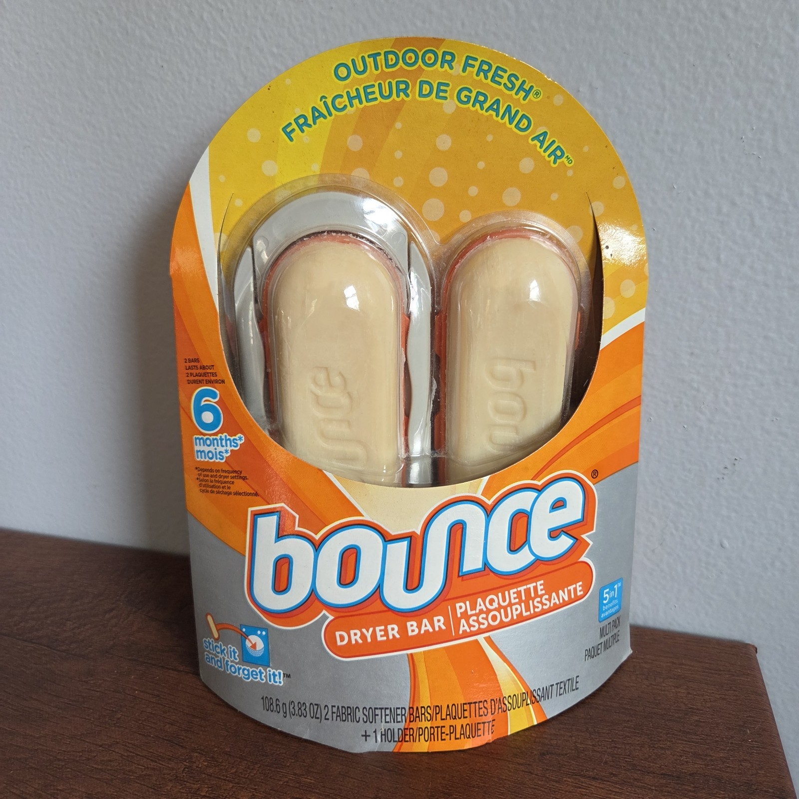 Bounce Outdoor Fresh Dryer Bar Kit 2 Bars One Holder 6 Months