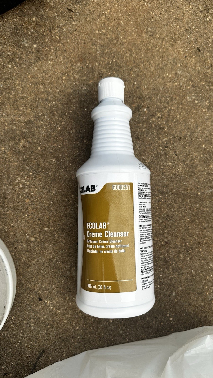 Ecolab Creme Cleanser Bathroom 32 fl oz Unscented EPA Safer Choice 6000251