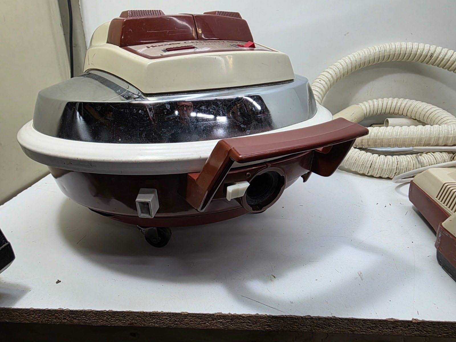 Hoover Celebrity QS Quiet Series Vacuum Flying Saucer Quadraflex Powermatic