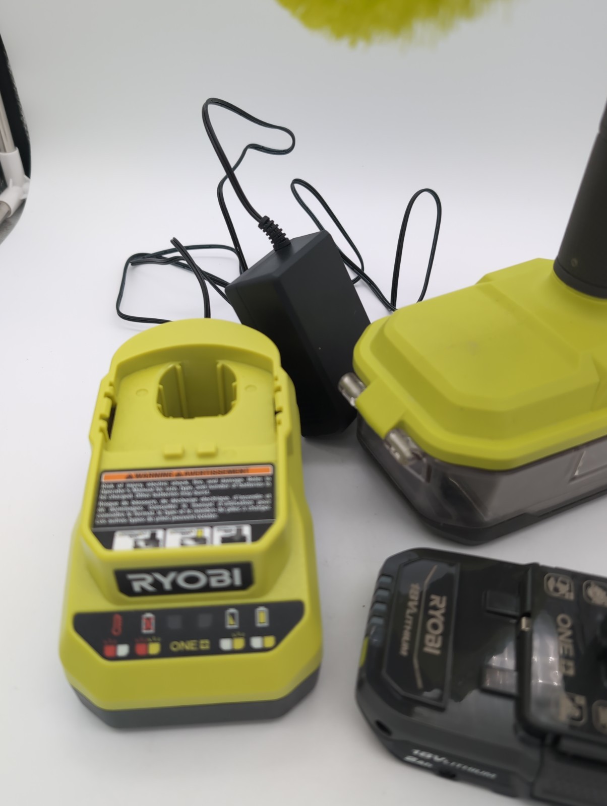 Ryobi Cordless Power Scrubber w/ Battery + Charger Excellent Condition