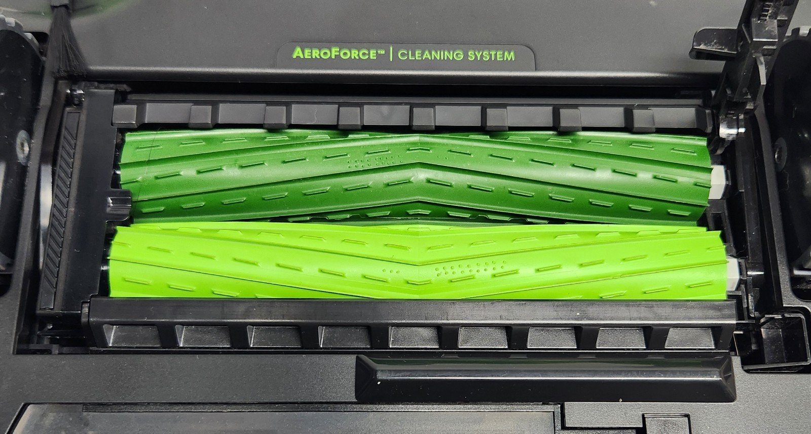 iRobot Roomba I5 Robot Wi-Fi Vacuum and Charging Dock, Tested