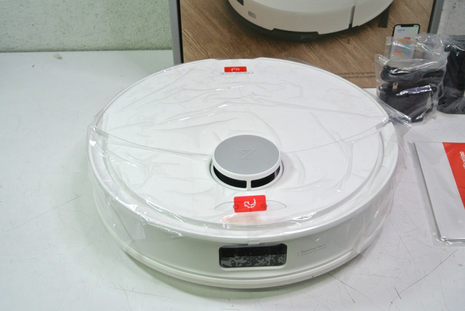 Roborock Q10 PF Auto Vacuum and Mop with Dock