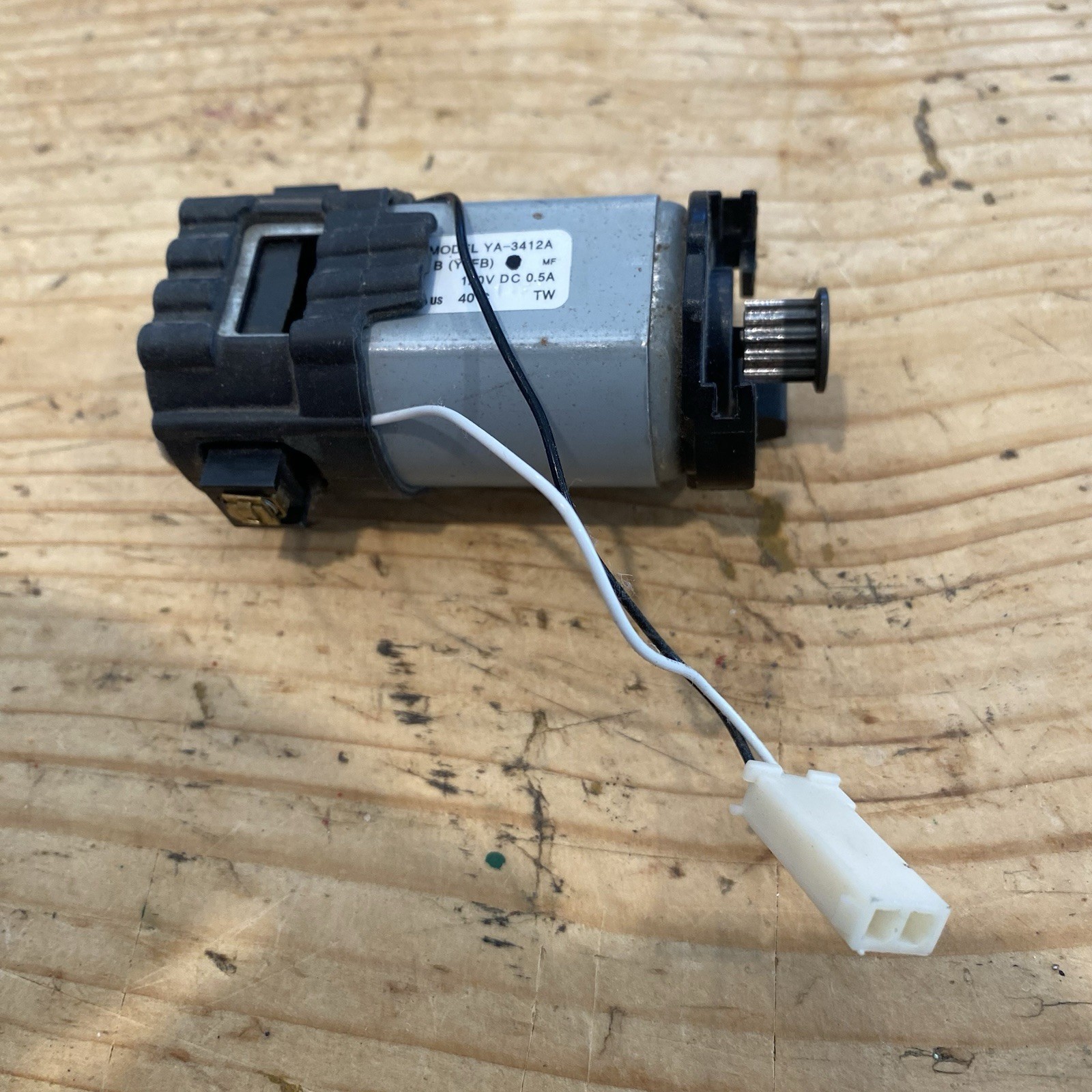 Dyson DC40 Brushroll Motor YDK YA-3412A 120V DC 0.5A OEM Replacement Part
