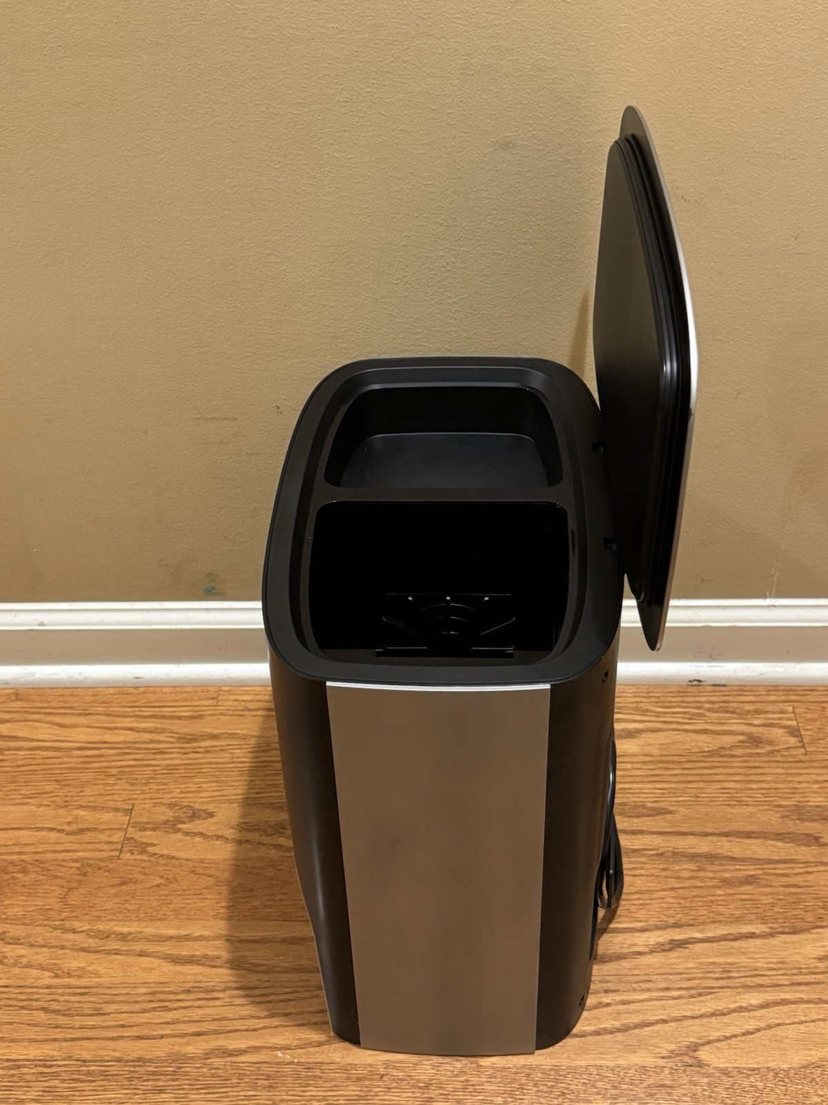 ECOVACS DEEBOT X1 Plus Docking Station (Empty Station CH2117)