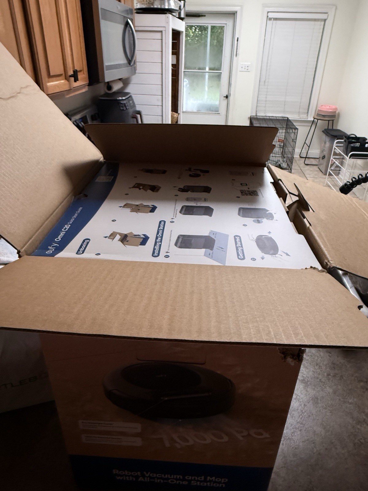 eufy Omni C20 7000Pa Robot Vacuum & Mop with All-in-One Station