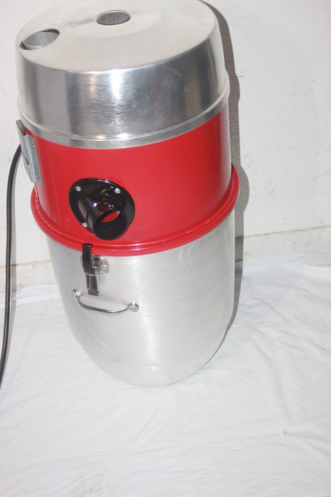 Nadair NADAIR-700-AL-22 700 AW Compact and Powerful Central Vacuum, Hybrid (MINT