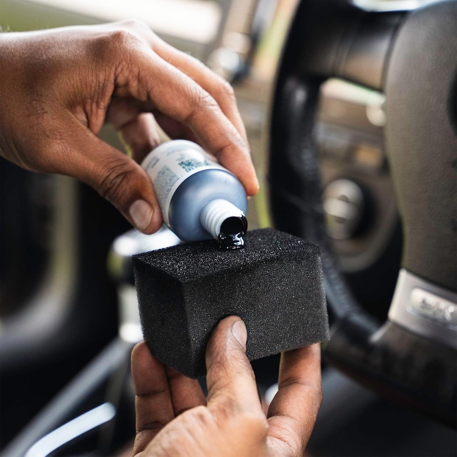 Black Steering Wheel Restoration Kit – Degrease, Repair & Refresh Leather