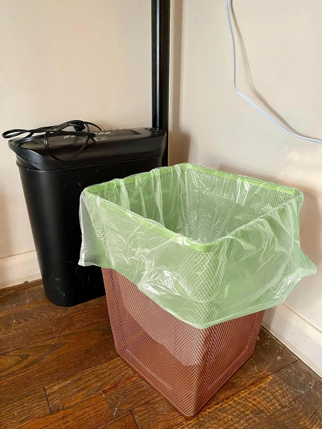 8 Gallon Trash Bags Colored – Extra Thick Medium Garbage Bags 1.1 mil Strong, Le