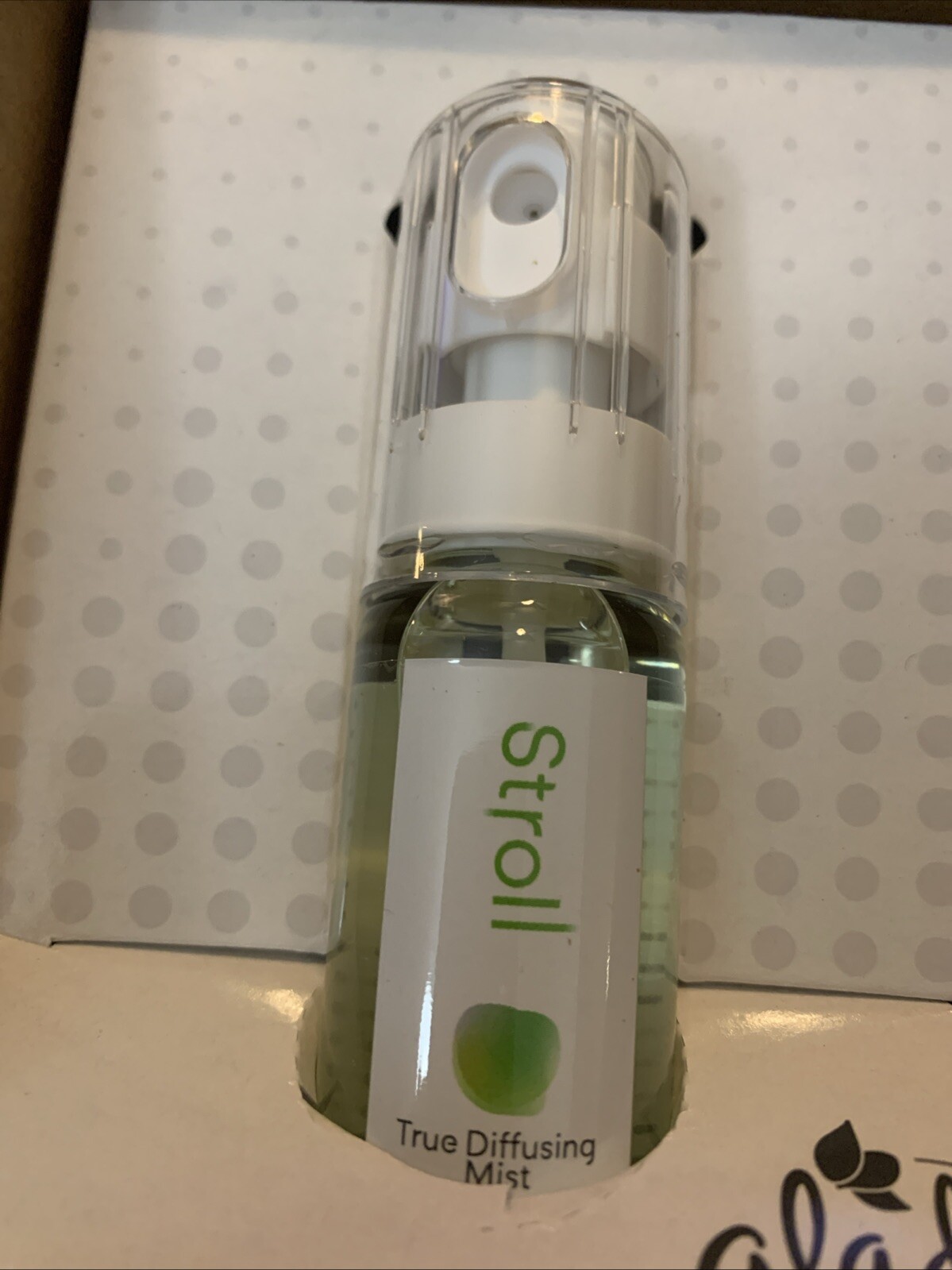 Glade True Diffusing Mist Room Fragrance Spray “Stroll” Mist 1fl