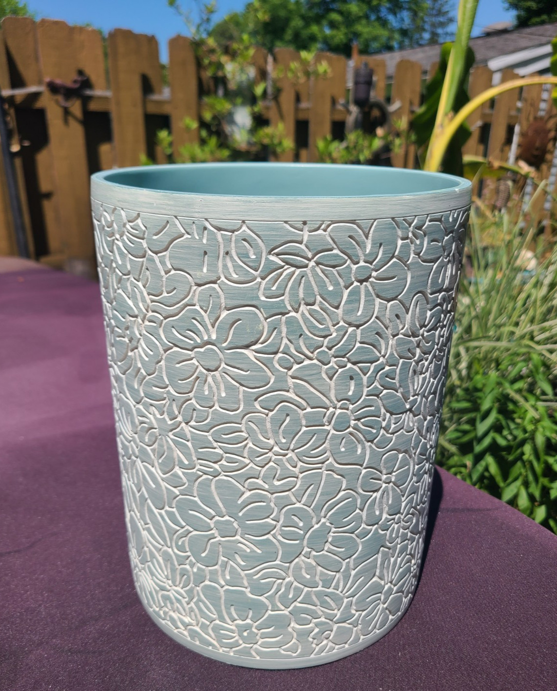 Baby Blue & White Floral Flowers Bathroom Wastebasket Trash Can 10 1/4″ Round
