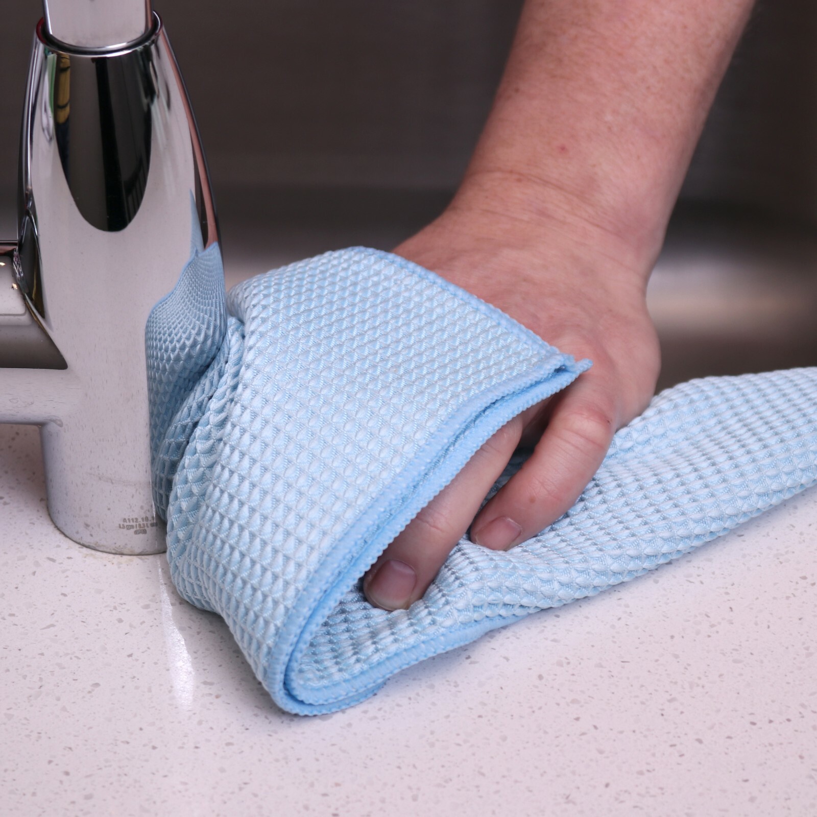 Bulk Case of 180 Microfiber Waffle Textured Cleaning Cloths,16×16, Lint Free