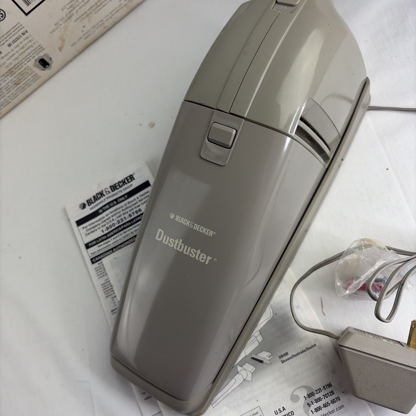 Black & Decker Dustbuster Cordless Hand Vac DB100 M 90’s 100% Working Open Box