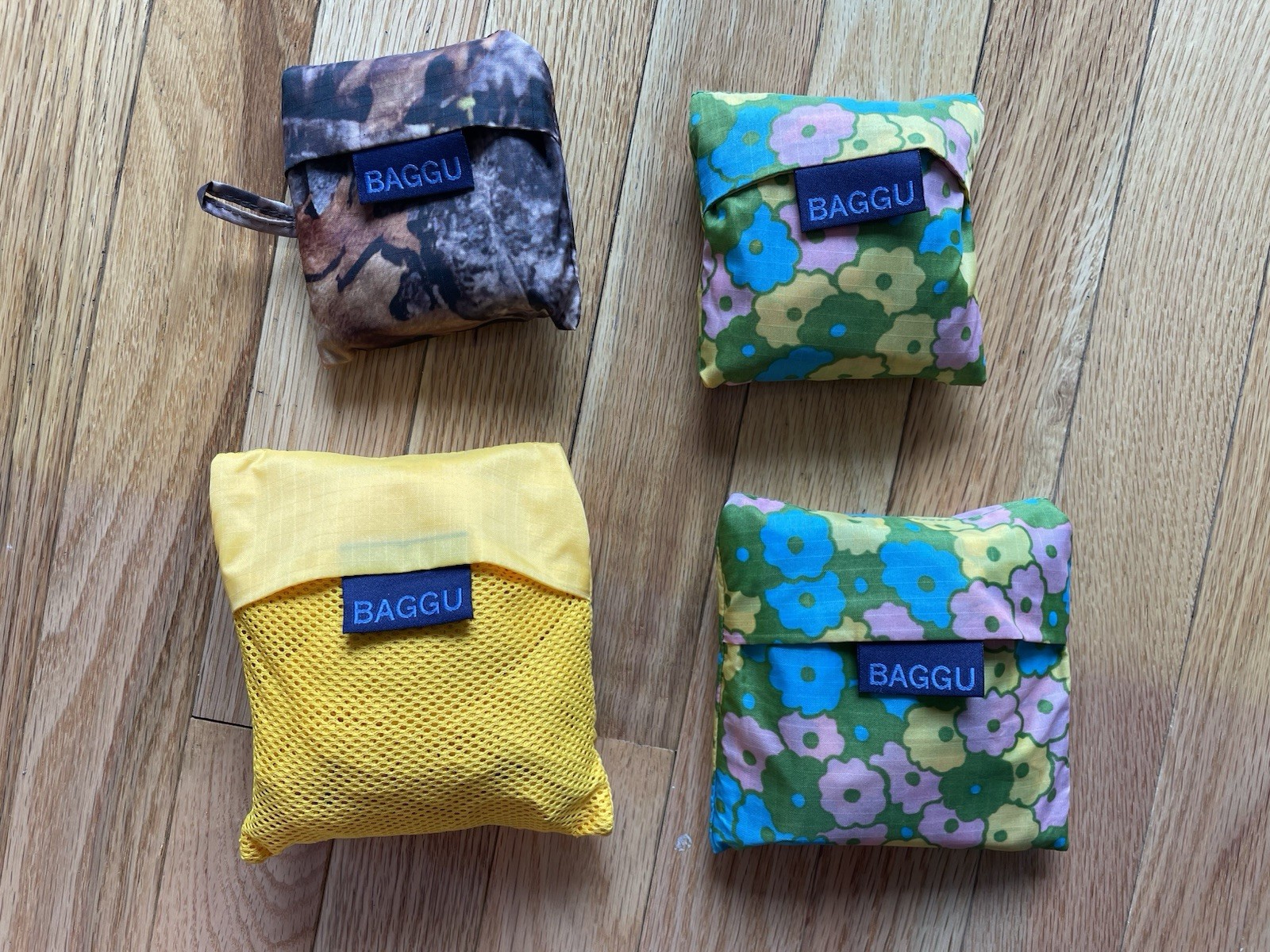 4 Baggu Reusables in Photo Forest Flowerbed Yellow Mesh reusable bags