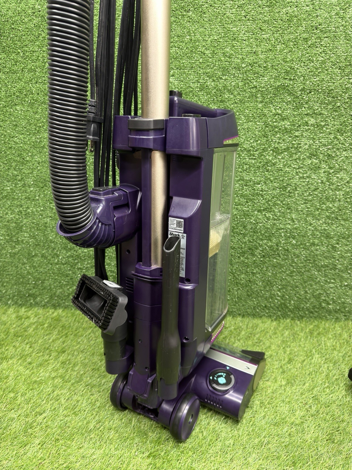 Shark PowerDetect DuoClean Upright Vacuum Cleaner AZ4000C w/ Attachments Bundle