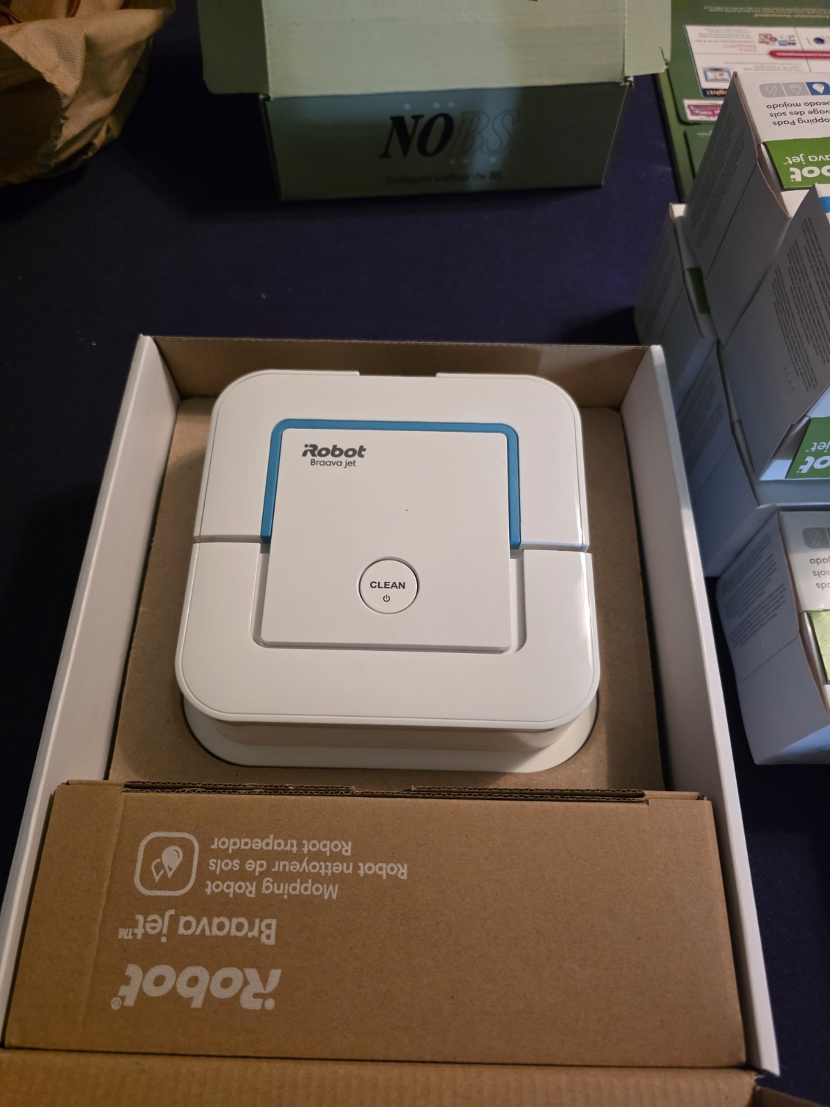 iRobot Braava jet 240 Cordless Battery Robotic Mop White/Blue w/ Pads