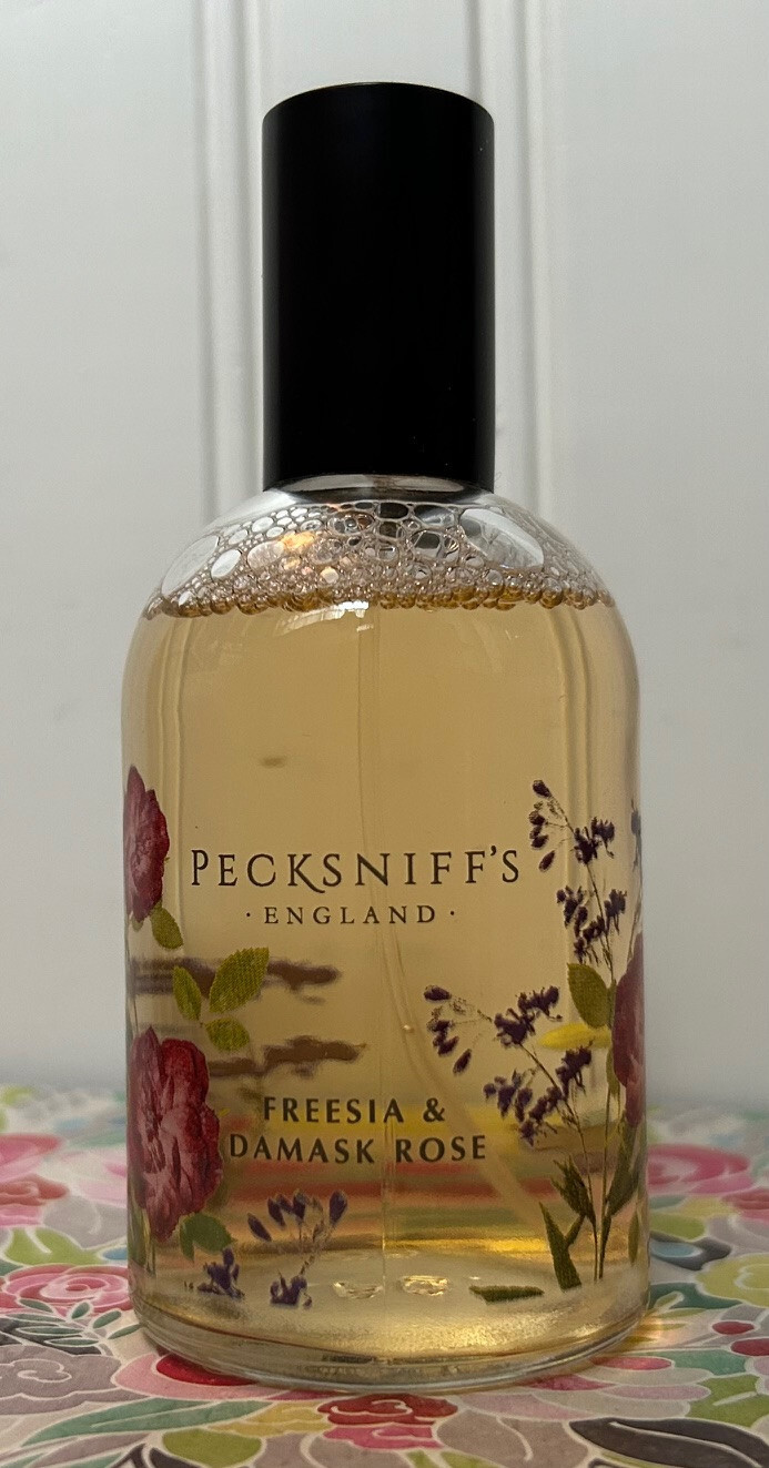 PECKSNIFFS ENGLAND FREESIA & DAMASK ROSE ROOM SPRAY MIST 3.3 OZ