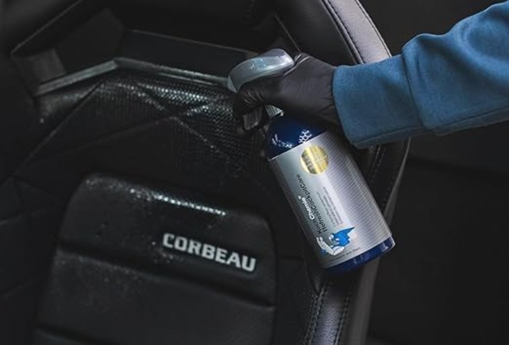 500ml Anti-Static Plastic Cleaner with UV Protection for Automotive Interiors