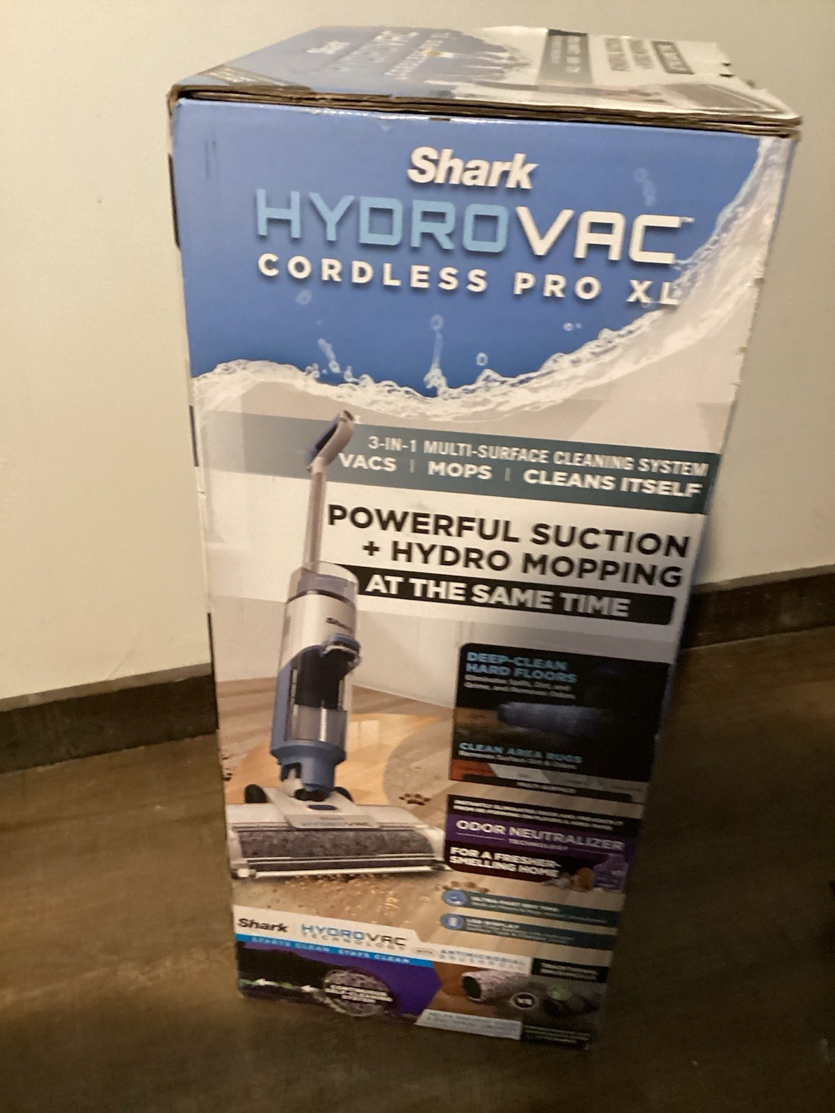 Shark HydroVac 3-in-1 Vacuum Mop – Pure Water (WD201)