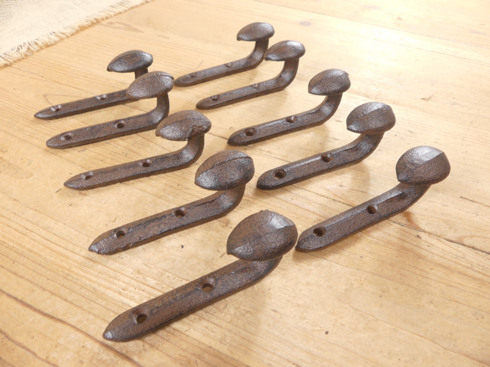 10 Rustic Coat Hooks Cast Iron Wall Mount Hat Hook Towel Railroad Spikes Bath