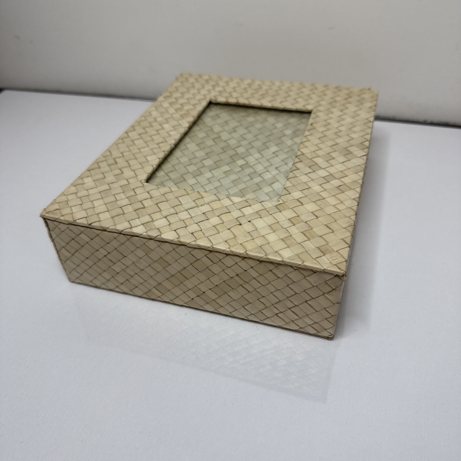 Natural Woven Straw Storage Box – Boho Handwoven Keepsake Gift Box