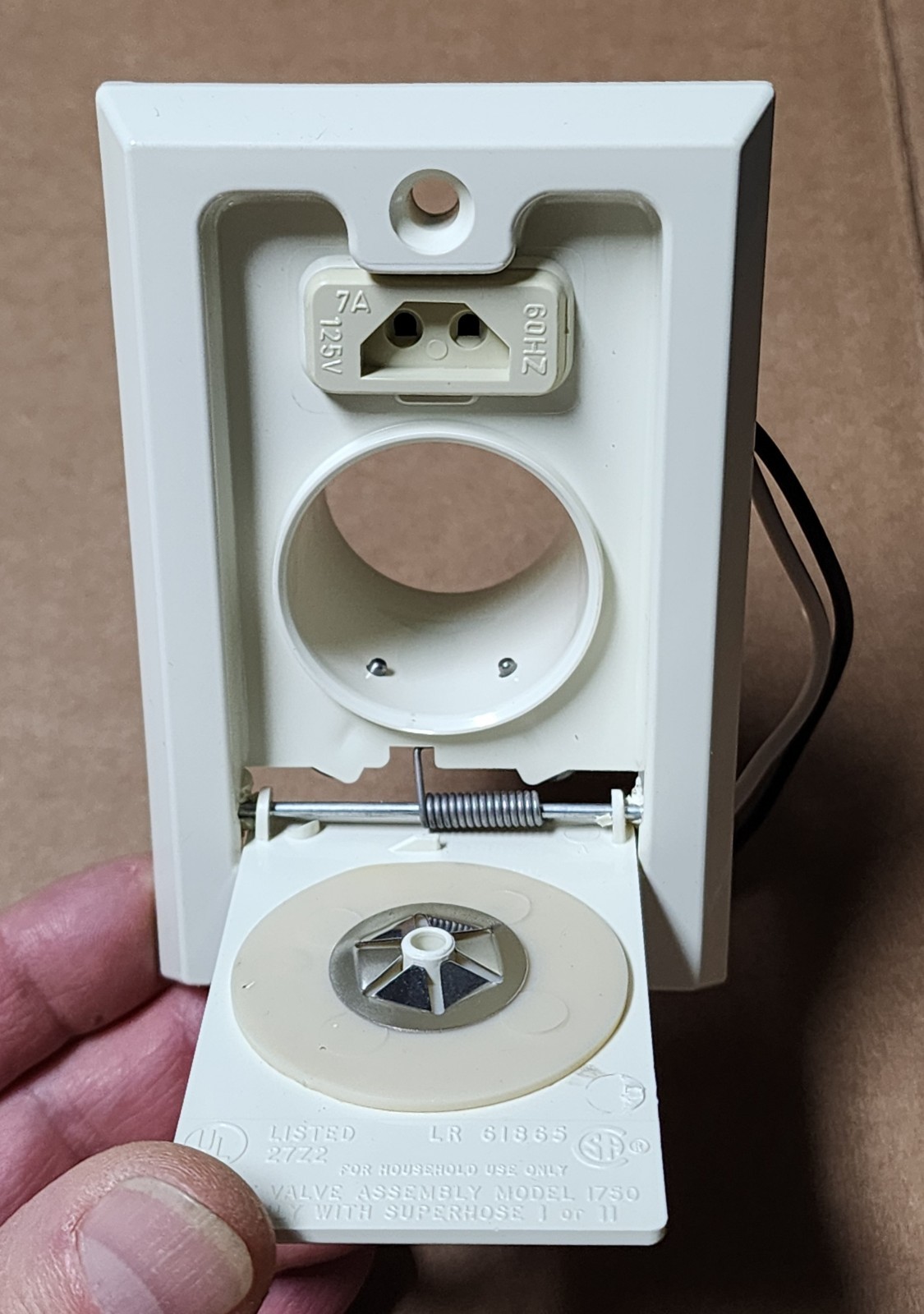 Hayden SuperValve Square Door Central Vacuum Inlet kit 791760, 1750