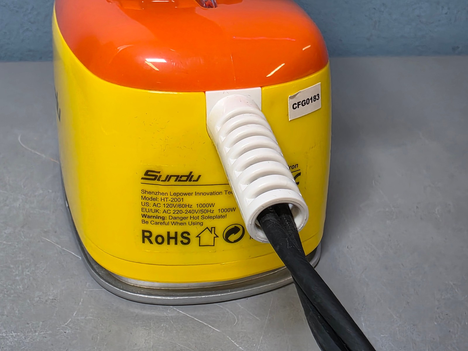 Sundu 1000W Portable & Lightweight Steam Iron w/ Lockable Rest Pad in Yellow