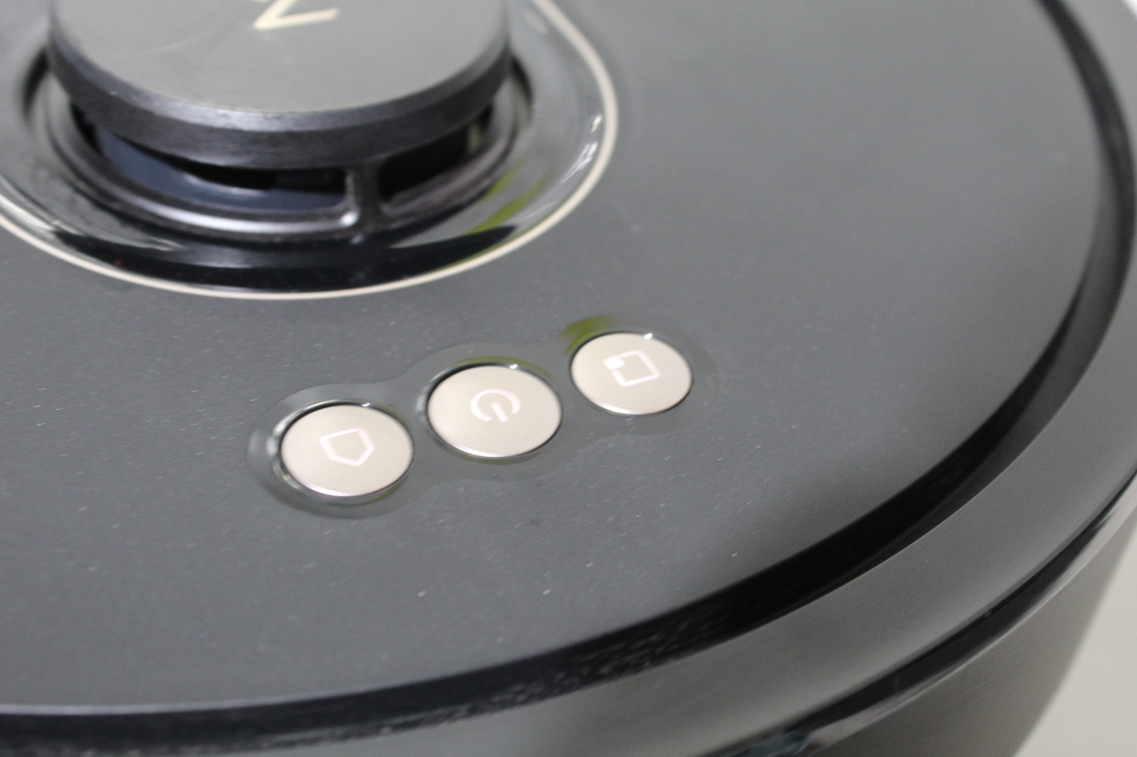 Roborock Qrevo Pro Cordless Robot Vacuum and Mop Black