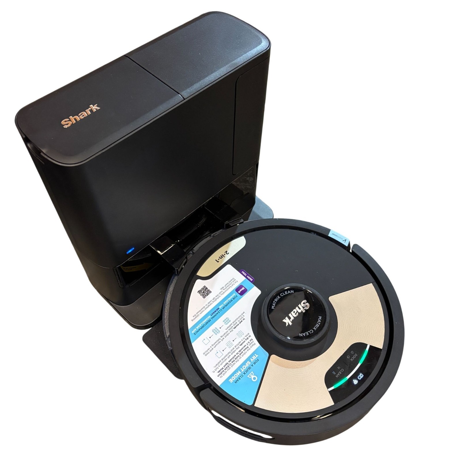 Shark Matrix Plus Robot Vacuum and Mop Combo AV2610WA