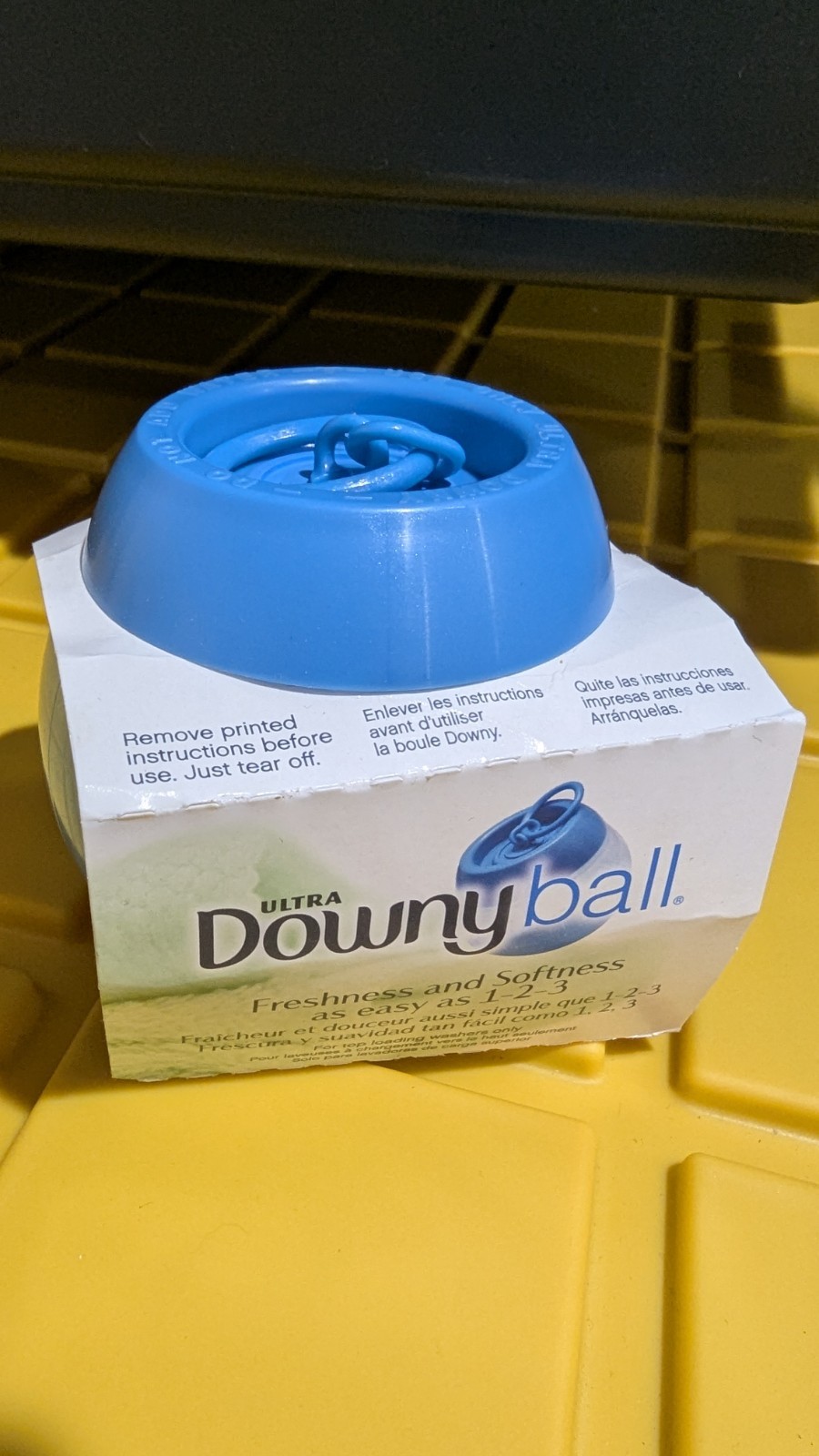 DOWNY BALL Liquid Fabric Softener Dispenser Blue Ultra downey TOP LOADER NWT