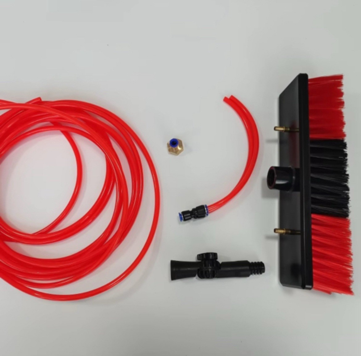 Carbon Fiber Water Fed Pole 30 ft with Red Hose and Red/Black Brush
