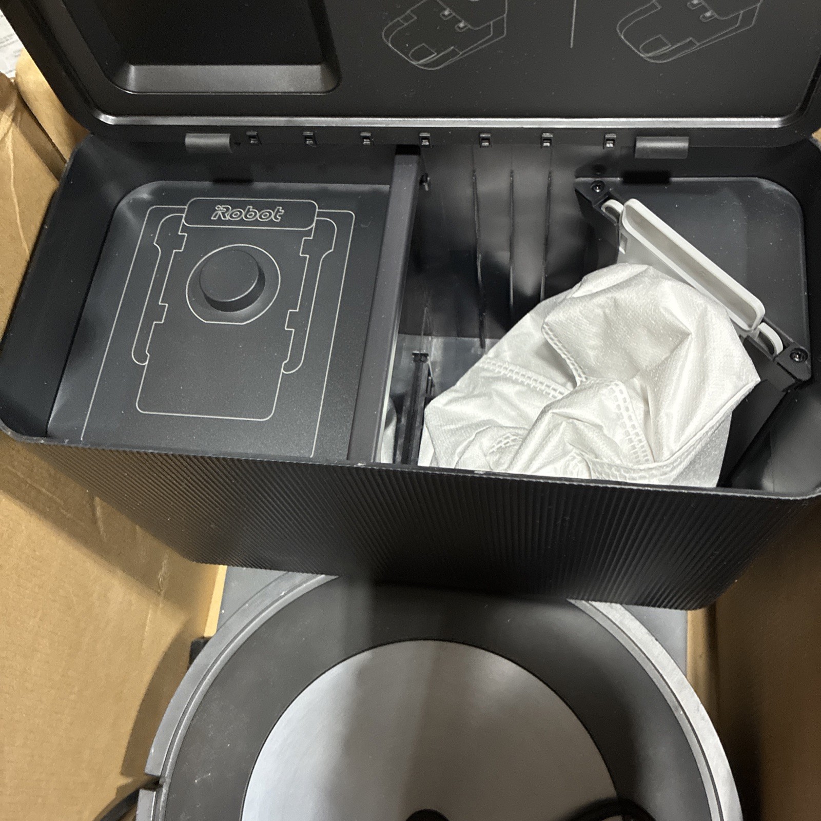 iRobot Roomba j7+ Robot Vacuum w/ Clean Base Self-Emptying